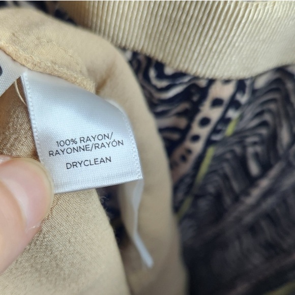 LOFT Soft Cream, Navy and Tan Subtle Abstract Patterned Mini Dress Sz 12P - Picture 2 of 7